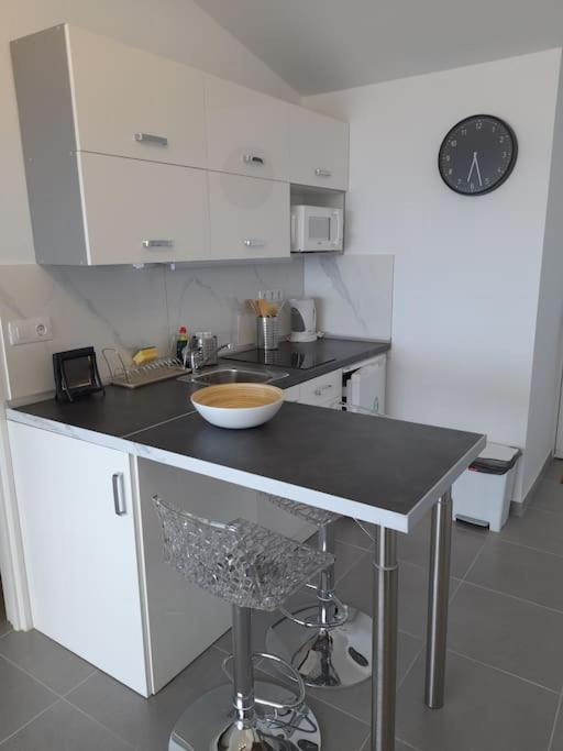 Precioso Estudio En